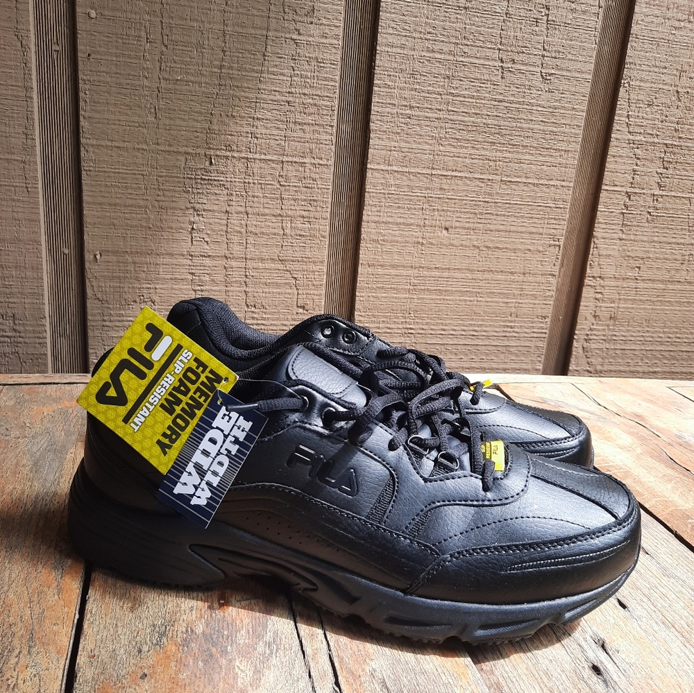 13 Wide Fila Memory Workshift Nonslip Shoes